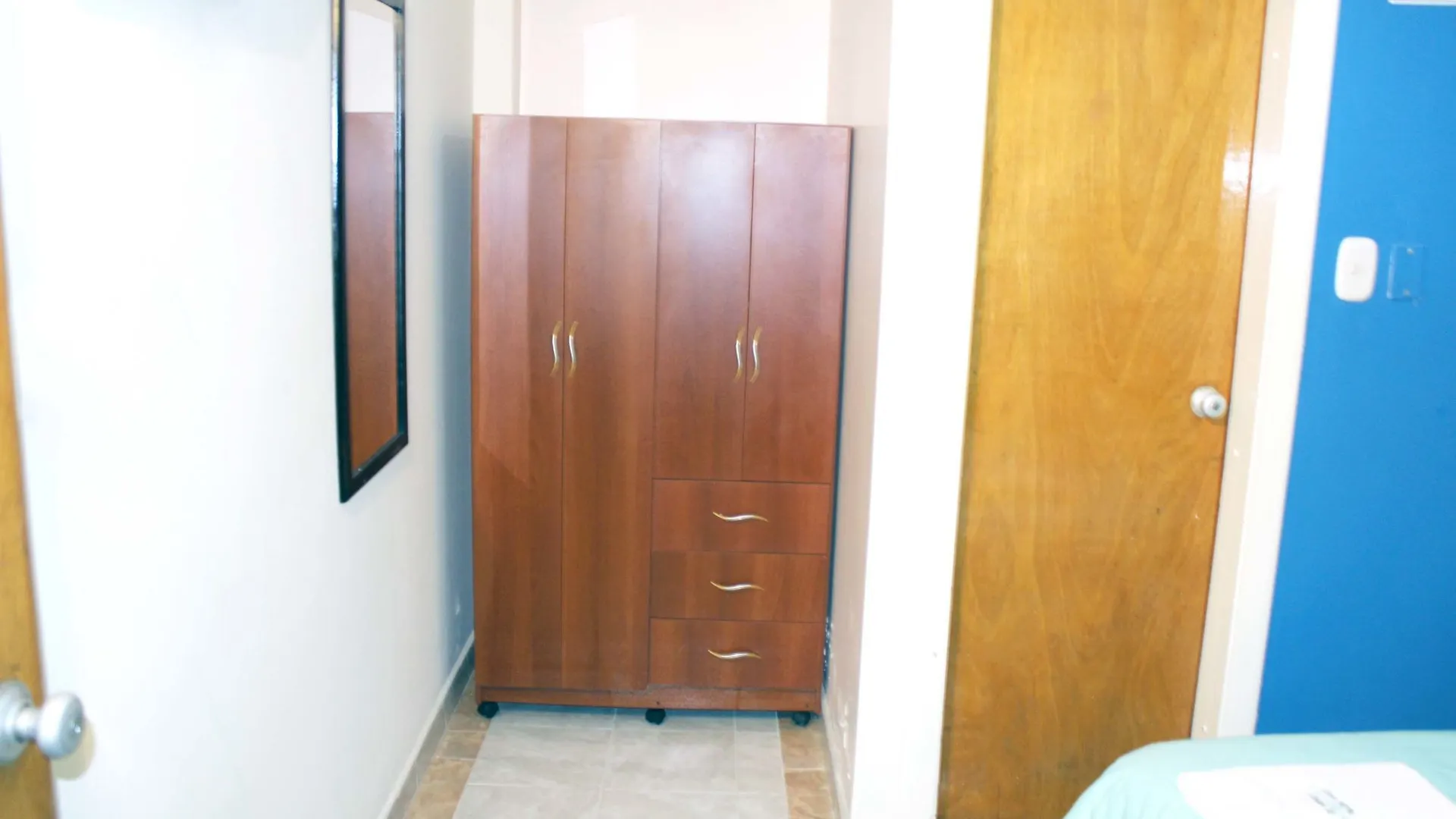 Hotel Ayenda Casa Victoria Av 30 Bogotá 2*,